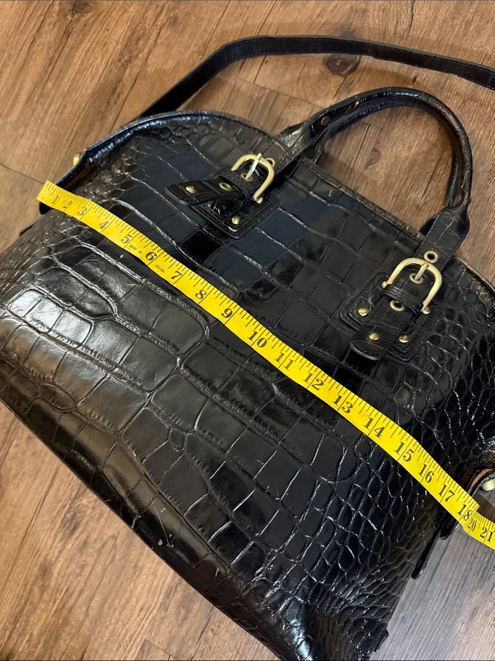 Franklin Covey Black Genuine Leather Croc-Embossed Shoulderbag/Satchel